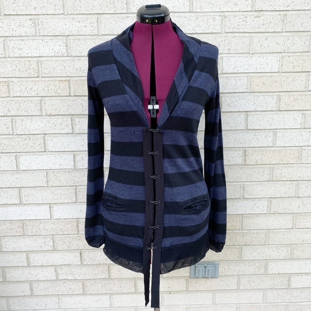 A.L.C. Sweater Cardigan Size XS 100% Wool Two Tone Blue Striped